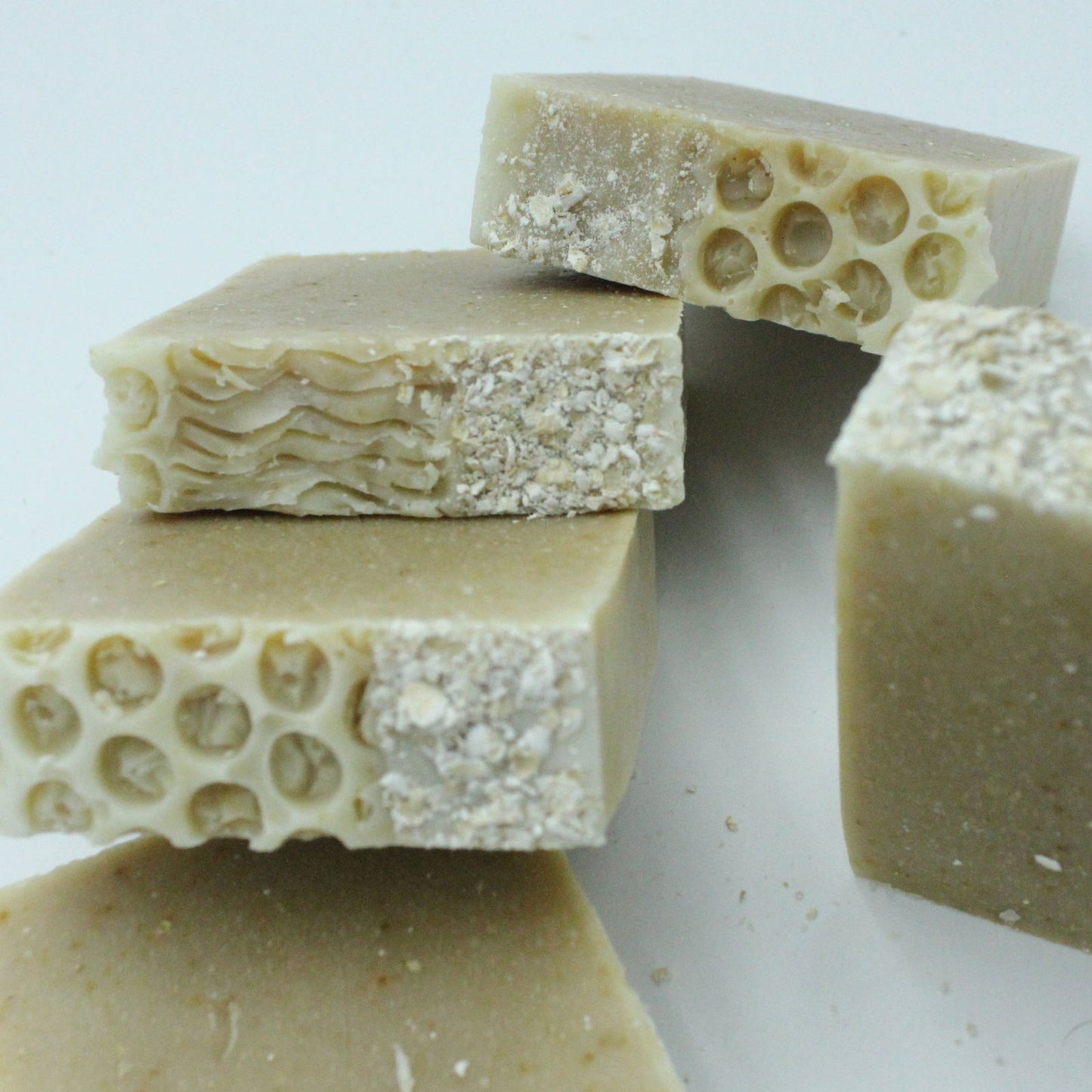 The Honey Oats Soap - HoneyMist