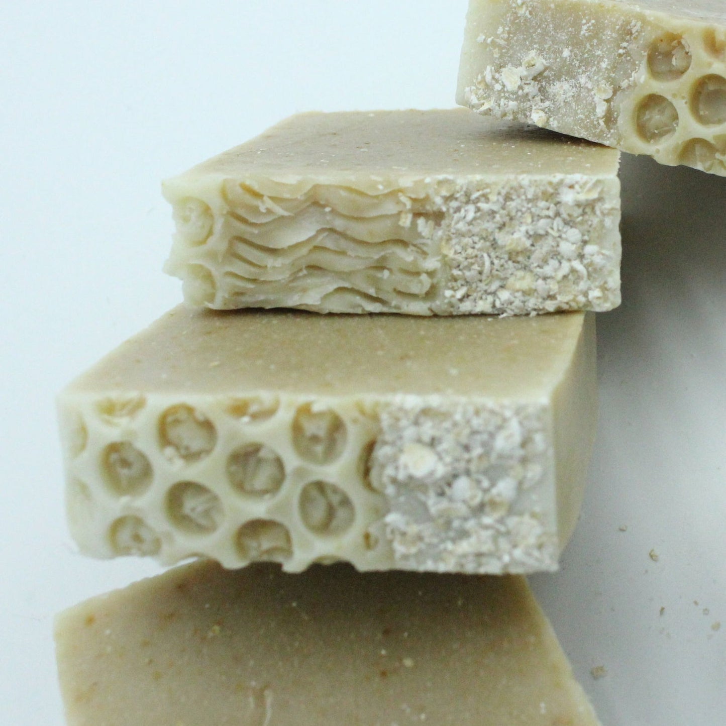 The Honey Oats Soap - HoneyMist