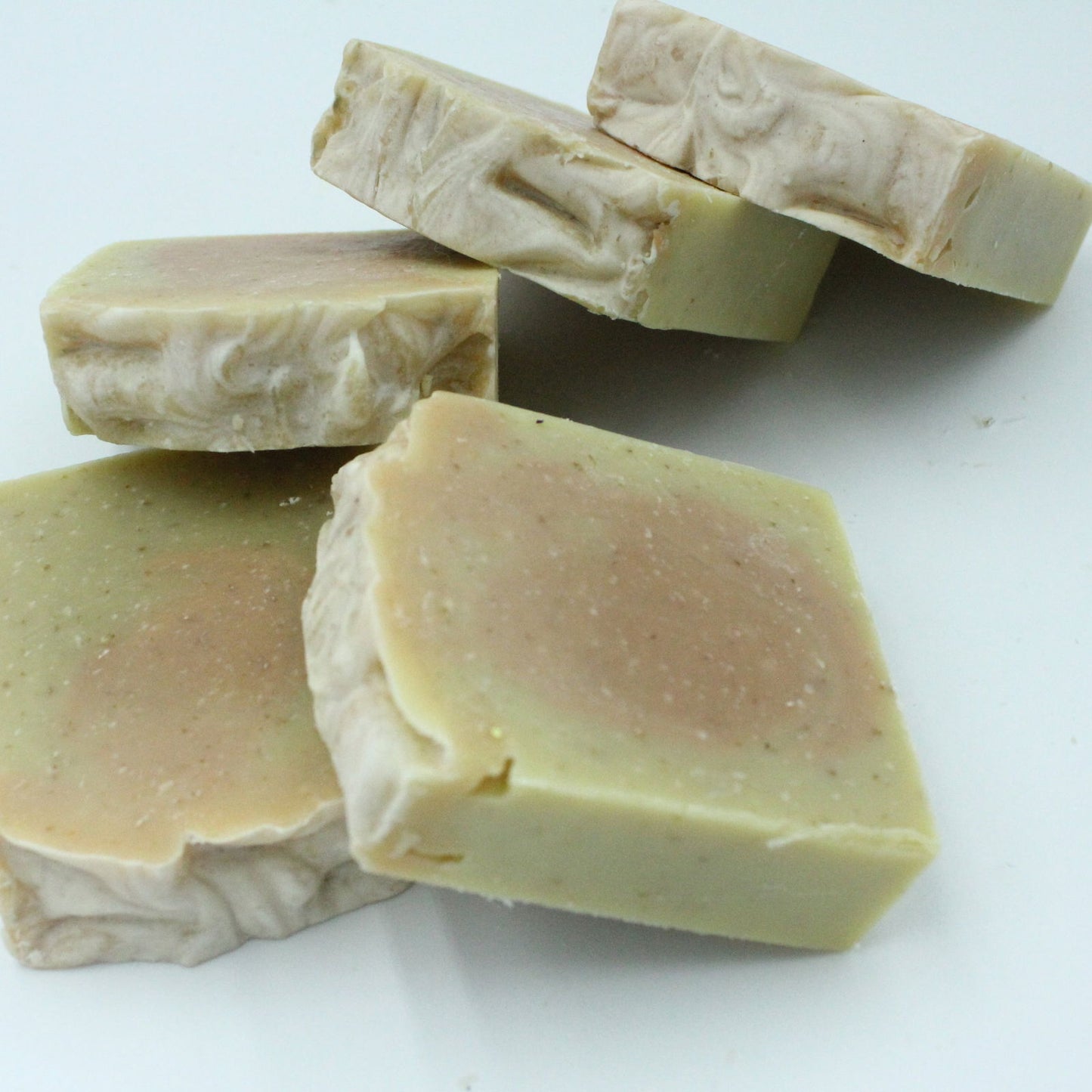 The Honey Oats Soap - HoneyMist