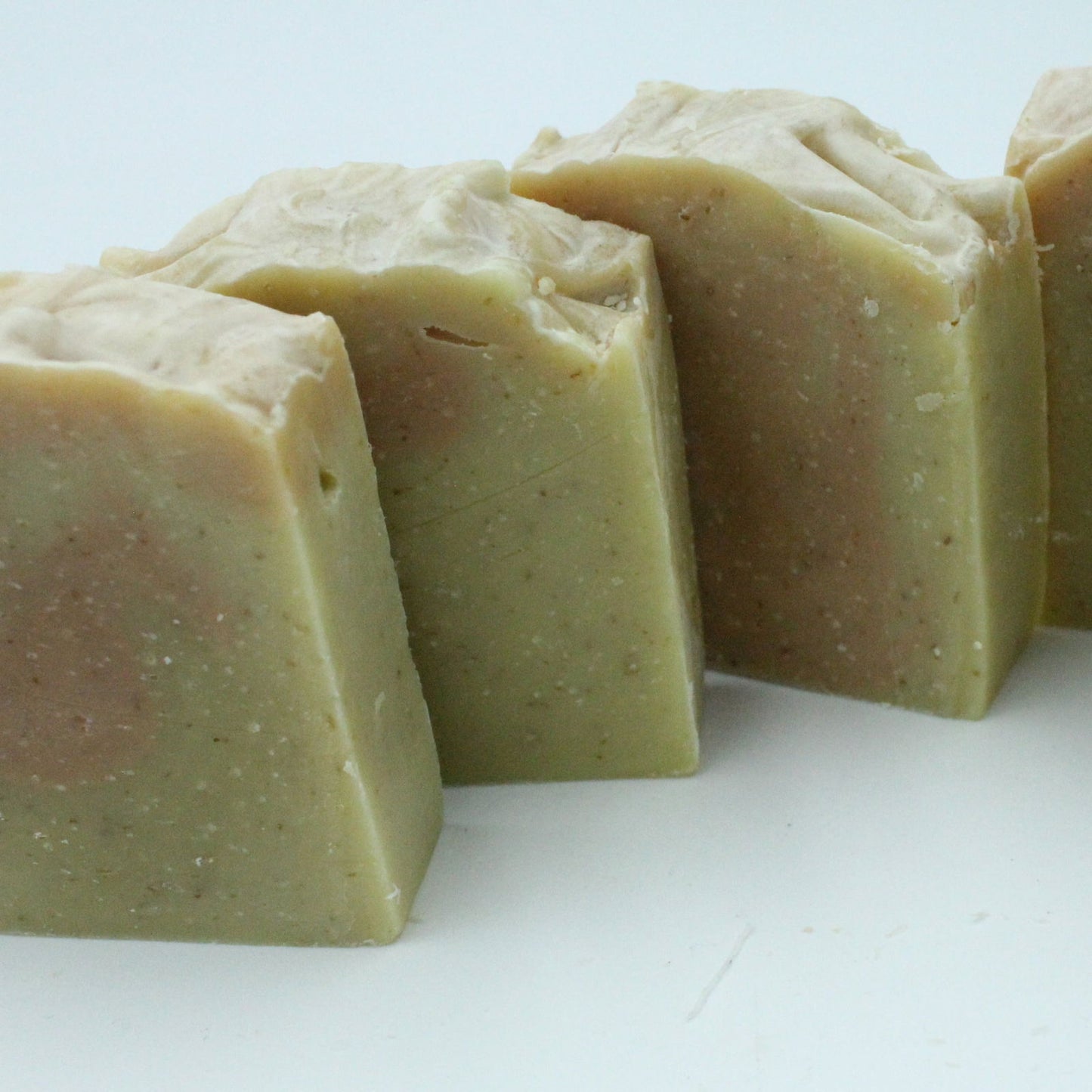 The Honey Oats Soap - HoneyMist